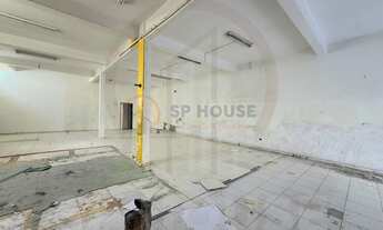 Imagem 7: Loja Comercial de Alto Padrão na Saúde, São Paulo - 200m², 4 Banheiros, 3 Vagas de Garagem