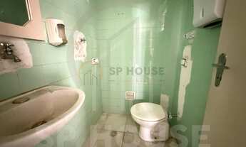 Imagem 5: Loja Comercial de Alto Padrão na Saúde, São Paulo - 200m², 4 Banheiros, 3 Vagas de Garagem