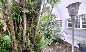 Imagem 6: Prédio Comercial para venda e locação, 11 salas, 6 banheiros, 8 vagas, 750 m², Saúde