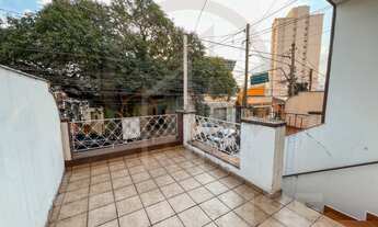 Imagem 2: Sobrado à Venda, 2 dormitórios, 2 vagas, quintal, Vila Gumercindo