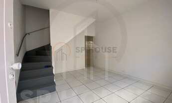 Imagem 2: Imperdível oportunidade: Casa à venda em Vila Gumercindo, São Paulo-SP! 2 quartos, 1 suíte