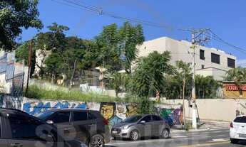 Imagem 4: Terreno plano com 900m² para Venda e Locação no Morumbi