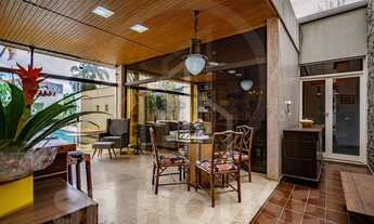 Imagem 2: Casa térrea para venda no Planalto Paulista, 3 quartos, 1 suíte, 6 vagas de garagem, 380m²