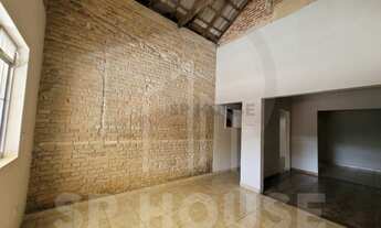 Imagem: Casa térrea à venda, 4 salas, cozinha