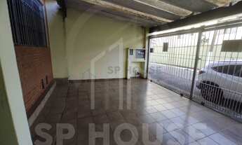 Imagem 2: Sobrado à venda na Vila Fachini! Com 144,00 m², ele conta com 3 dormitórios, 2 banheiros e