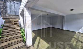 Imagem 2: Casa a venda Planalto Paulista, 4 quartos sendo 1 suíte, 2 vagas, piscina, 431m²