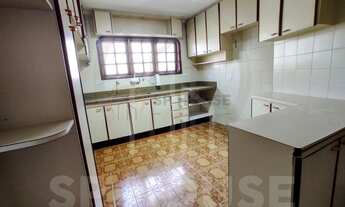 Imagem 5: Imperdível casa à venda no Jabaquara: 3 suítes, 2 salas, 4 banheiros, 237m² de área!