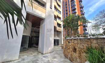 Imagem 4: Apartamento a venda Moema, Hall privativo, 4 quartos sendo 3 suites, 4 vagas, 228m²