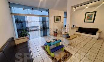 Imagem: Casa comercial à venda, Sobrado, 4 Salas