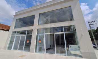 Imagem 2: Prédio comercial para locação, térreo com 222m², mezanino com 177m², 4 banheiros, 12 vagas