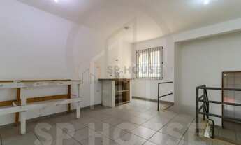 Imagem 4: Loja 160 m², 2 pavimentos de 80 m², 3 banheiros, copa/cozinha, próximo ao metrô, ótima loc