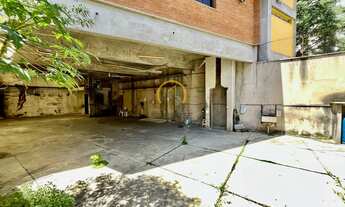 Imagem 2: Casa à venda em Moema, 2 Dormitórios , 1 suíte, 2 salas, 3 banheiros, 6 vagas de garagem e