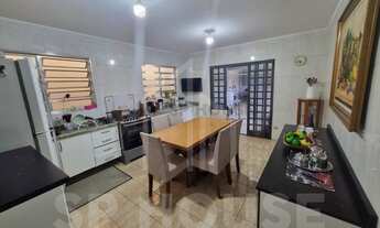 Imagem 7: Sobrado para venda, 3 dormitórios, 2 suítes, 6 vagas, 200m², Vila das Mercês