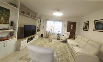 Imagem 2: Casa à venda na Saúde, 3 quartos sendo 2 suites, 4 vagas, 240m²