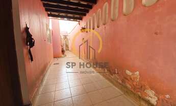 Imagem 2: Casa térrea à venda em São Paulo-SP, no bairro Planalto Paulista, com 2 quartos, 1 suíte