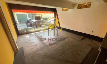 Imagem 1: Sobrado à venda no Brooklin, 2 quartos, 1 banheiro, 1 vaga, gerando renda!