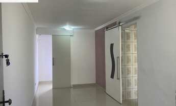 Imagem: 2 dormitórios, 1 banheiros, 1 vaga na garagem