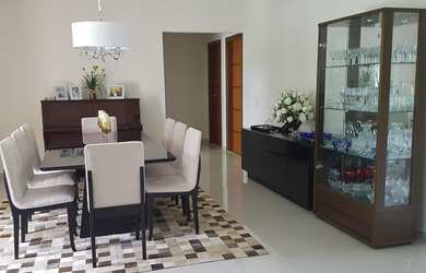 Imagem 7: Excelente Casa Térrea, Fino acabamento, Ampla e bem localizada! Lindíssima vista! Estuda