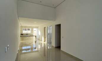 Imagem 3: Linda e aconchegante casa térrea, com ótimo acabamento e bem localizada no Bairro Jardim V