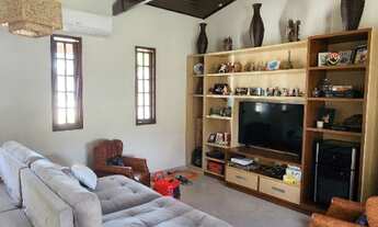 Imagem 3: Linda, moderna, confortável e espaçosa casa térrea no Condomínio Teres Cristina. Localizaç