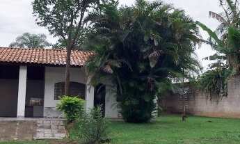 Imagem 3: Chácara para seu lazer, com 1.000m² em ótima localização, com Salão para festa.. casa pequ