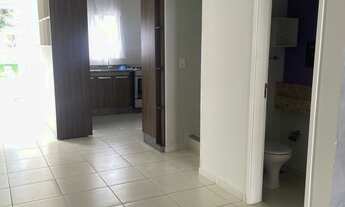 Imagem 5: Lindo Sobrado todo reformado, no Residencial Thina, Bairro Medeiros! Estuda Permuta!!