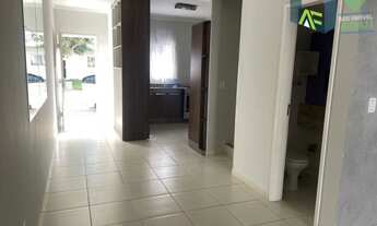 Imagem 6: Lindo Sobrado todo reformado, no Residencial Thina, Bairro Medeiros! Estuda Permuta!!