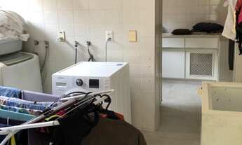 Imagem 7: Localizada em meio a muito verde, esta linda casa fica em região nobre de Jundiaí, com uma