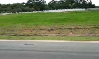 Imagem 2: Excelente Lote em Condomínio de altíssimo padrão e localização privilegiada!! Linda vista!