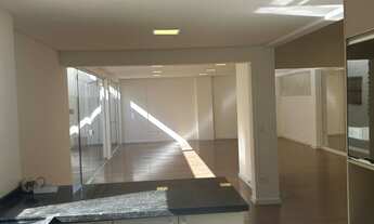 Imagem 2: Lindo Sobrado, com fino acabamento, no Condomínio Reservato! Localização privilegiada! Al