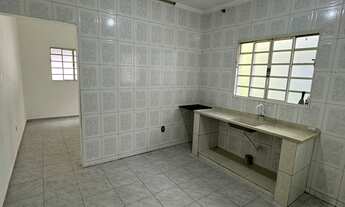 Imagem 6: Casa para locação no Jardim Nilton Torres em Sorocaba-SP: 1 quarto, 1 sala, 1 banheiro, 2