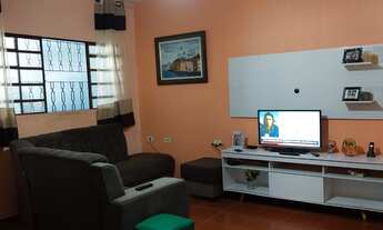 Imagem 4: Casa à venda em Sorocaba-SP no Jardim Jatobá com 5 quartos, 1 sala, 2 banheiros, 2 vagas d