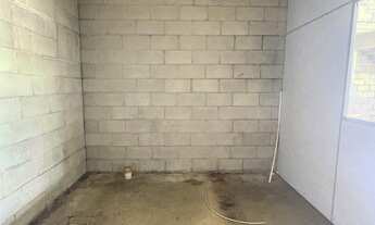 Imagem 7: Galpão para Locação no Éden, Sorocaba-SP: 2 Salas, 2 Banheiros, 140m² de Área