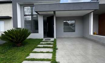 Imagem: Casa de Luxo em Condomínio - 3 Quartos