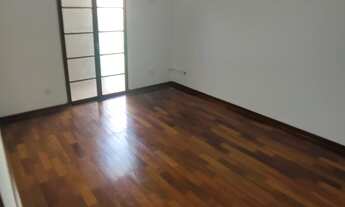 Imagem 4: Espaçosa casa para locação no Centro de Sorocaba-SP: 3 quartos, 1 sala, 2 banheiros, 1 vag