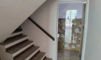 Imagem 7: Espaçosa casa para locação no Centro de Sorocaba-SP: 3 quartos, 1 sala, 2 banheiros, 1 vag