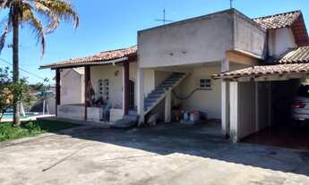 Imagem 2: Duas ótimas casas, uma com 02 quartos sendo 01 suíte mais anexo de 01 quarto e outra com 0