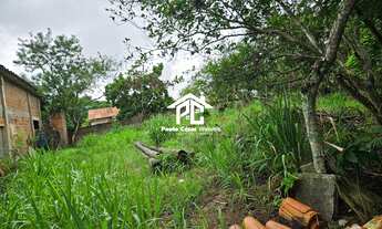 Imagem 7: 2 Lotes com total de 900m² com um Galpão de 200m² construído precisando de reformas. 15