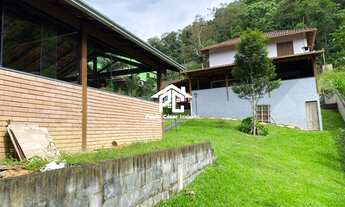 Imagem 5: Casa à venda em Lumiar, Nova Friburgo-RJ: 3 quartos, 2 suítes, 1 sala, 2 banheiros, 3 vaga