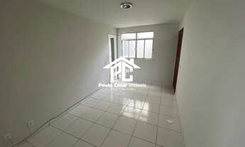 Imagem 2: Apartamento à venda no Centro de Araruama-RJ: 2 quartos, sala, 2 banheiros, 1 vaga de gara