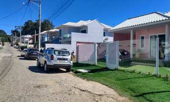 Imagem 2: Casa em Condomínio à Venda em Araruama-RJ, Centro: 3 Quartos, 1 Suíte, 2 Vagas, 125m² de Á