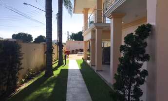 Imagem 4: Casa de Luxo no Centro de Araruama-RJ: 5 Quartos, 5 Suítes, 3 Salas, 3 Vagas de Garagem!