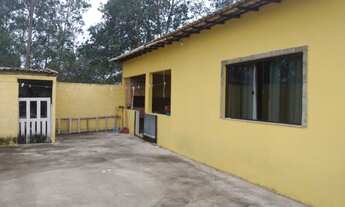 Imagem 4: Ótima casa em condomínio fechado, com 03 quartos, sendo 02 suítes, banheiro social, sala e