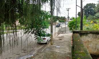 Imagem 3: Excelente imóvel comercial medindo 1.368,00m², com 20,00m de frente para Avenida Nilo Peça