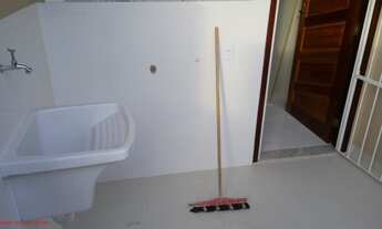 Imagem 5: Excelente casa com 02 quartos, sendo 01 suíte, sala com 02 ambientes, cozinha, lavanderia