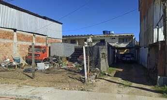 Imagem 1: Ótimo terreno com 300m², composto por 02 quitinetes de 01 quarto, sala, cozinha, banheiro