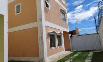 Imagem 6: Excelente casa duplex composta por 03 quartos, sendo 01 suíte, sala, cozinha, banheiro, ár