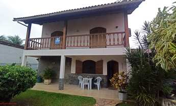 Imagem 7: Excelente casa duplex, parte superior: 02 quartos com varandas e 01 banheiro, parte inferi