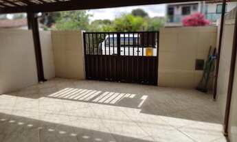 Imagem 3: Excelente casa com 02 quartos, sendo 01 suíte, ótima sala, cozinha, banheiro, área de serv