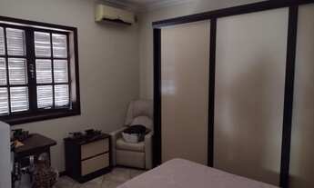 Imagem 6: Excelente casa no Centro de Araruama, composta por 03 quartos, sendo 01 suíte, ótima sala